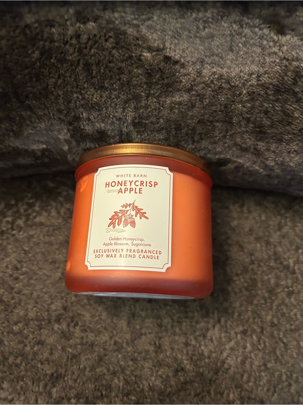 White Barn Honeycrisp Apple Candle - Orange with Gold Lid